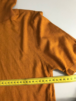 Джемпер Mango модного оттенка, маркировка S, визуально на 44 размер