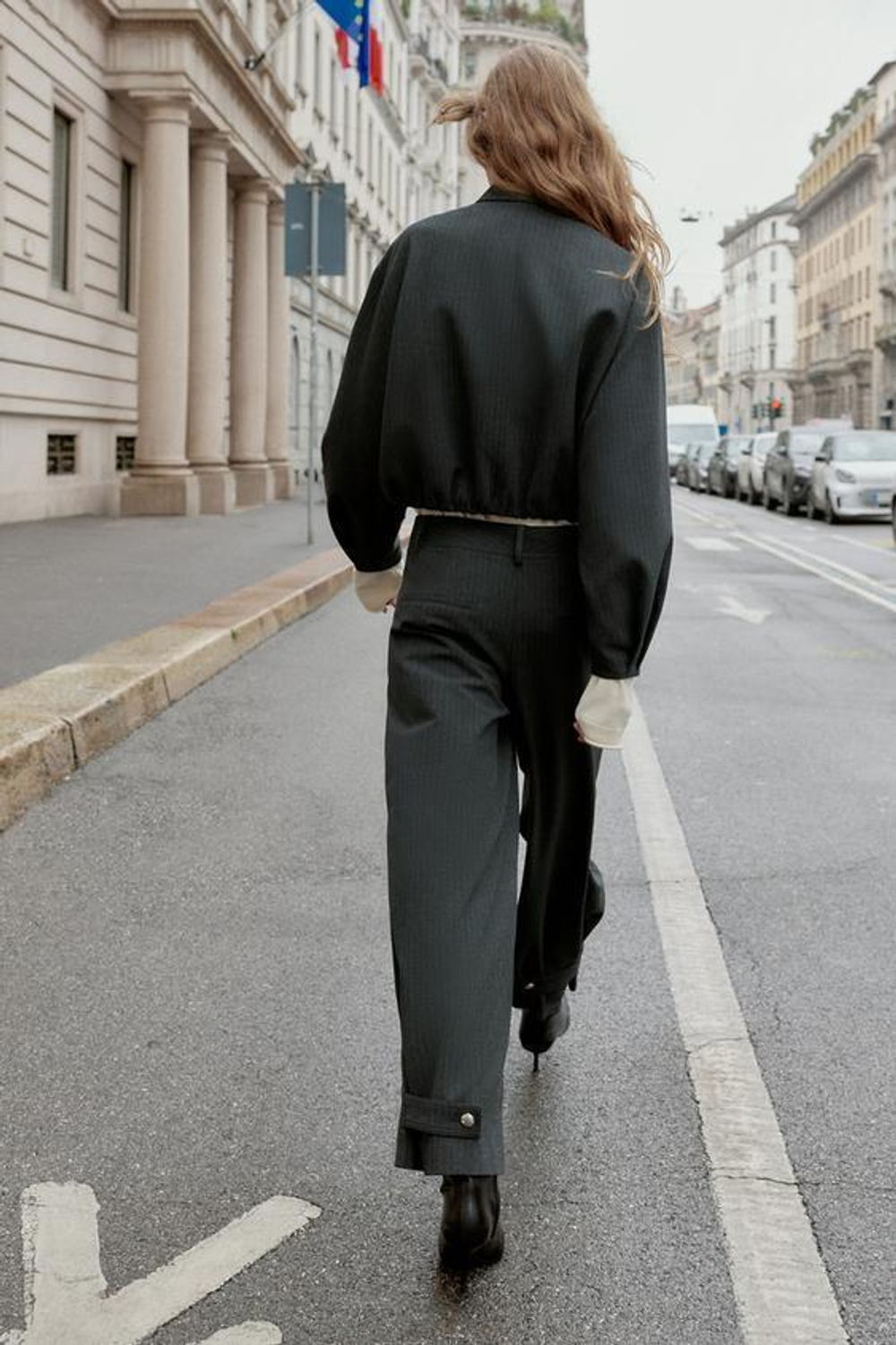 ZARA БРЮКИ В ТОНКУЮ ПОЛОСКУ С РЕГУЛИРУЕМЫМИ МАНЖЕТАМИ, СЕРЫЙ