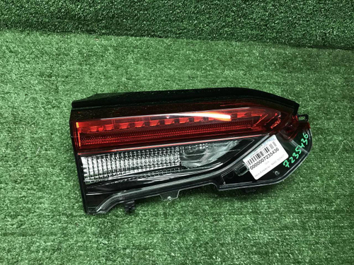 Фонарь левый внутренний Toyota RAV4 5 XA50 (18-нв)