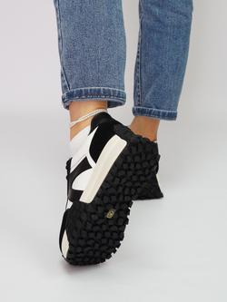 Кроссовки женские демисезонные