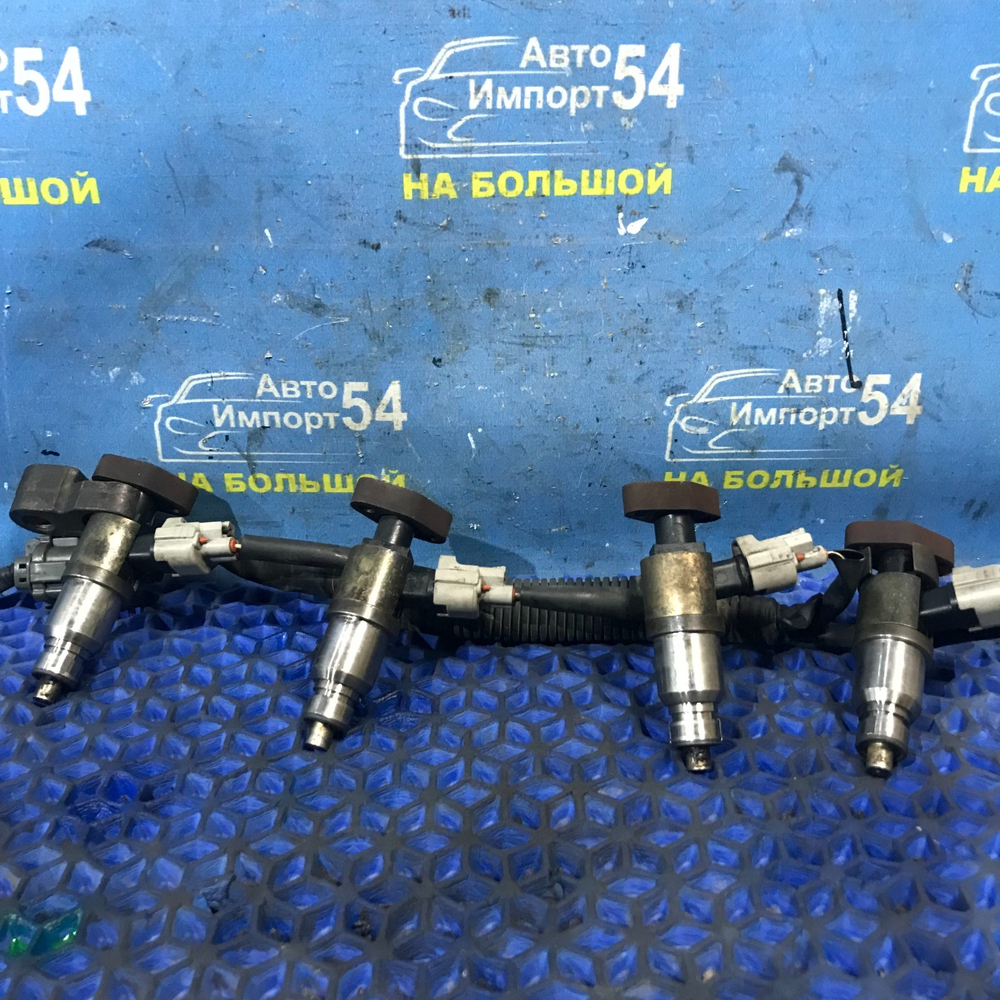 Форсунка топливная NISSAN SUNNY 2001