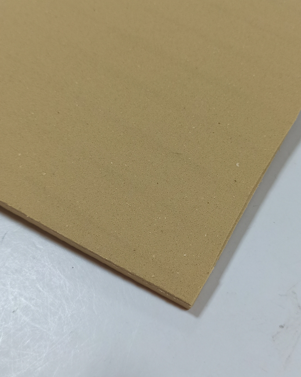 Микропористая резина для тапочек 5мм Бежевая