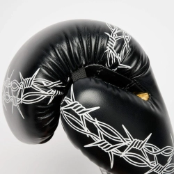 Боксёрские перчатки LEONE IUTER Barbed Wire GN02IU