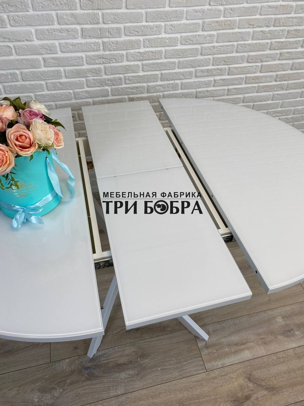 Стол круглый стеклянный Белый