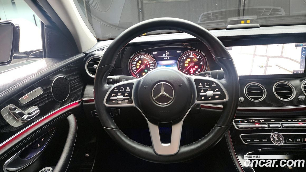 Mercedes-Benz E-Class W213 E220d 4MATIC Exclusive (05.2020)