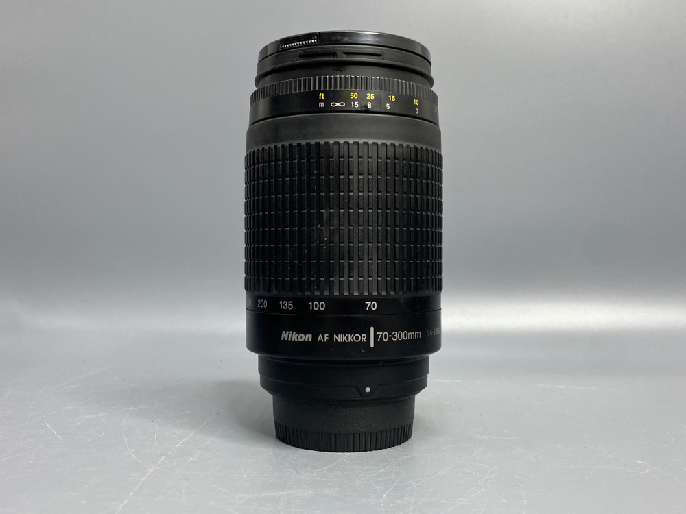 Nikon 70-300mm 4-5.6G Zoom-Nikkor