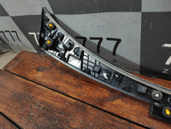 Накладка крышки багажника Kia Sportage 5 (NQ5) 21-нв Б/У Оригинал 87310P1000