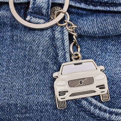 Брелок автомобиль Volvo XC90 белый