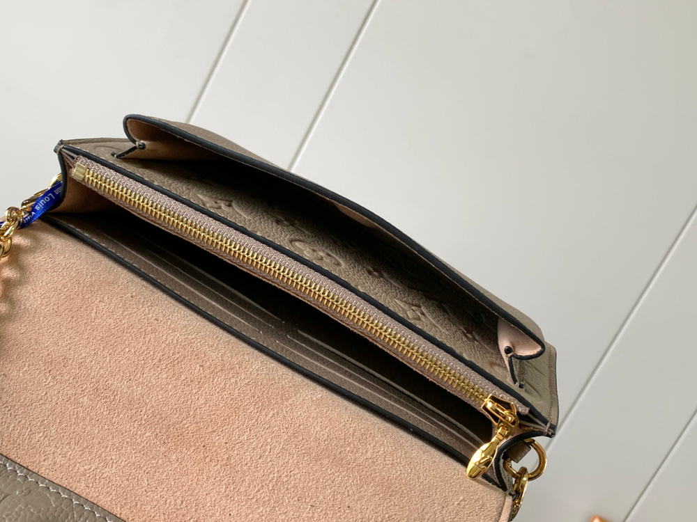 Louis Vuitton Vavin Chain Wallet