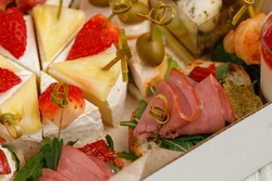 Бокс с закусками №1