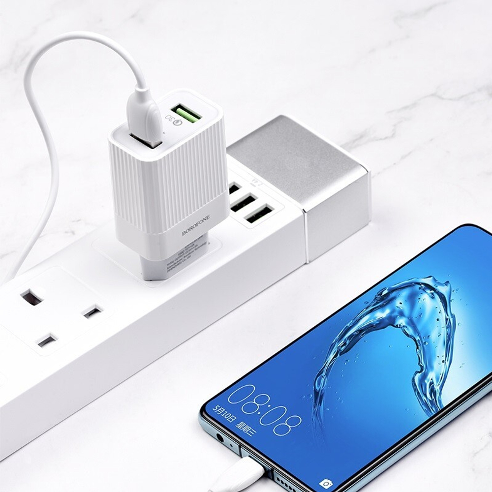 Сетевой адаптер питания BOROFONE BA39A 2USB QC 3.0 + кабель Lighting (белый)