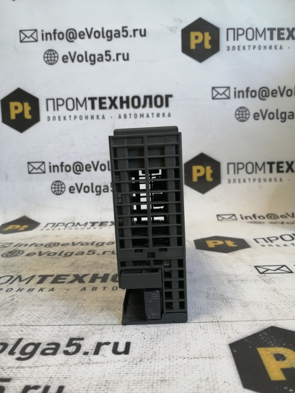 Siemens 6ES7332-5HD01-0AB0 с хранения