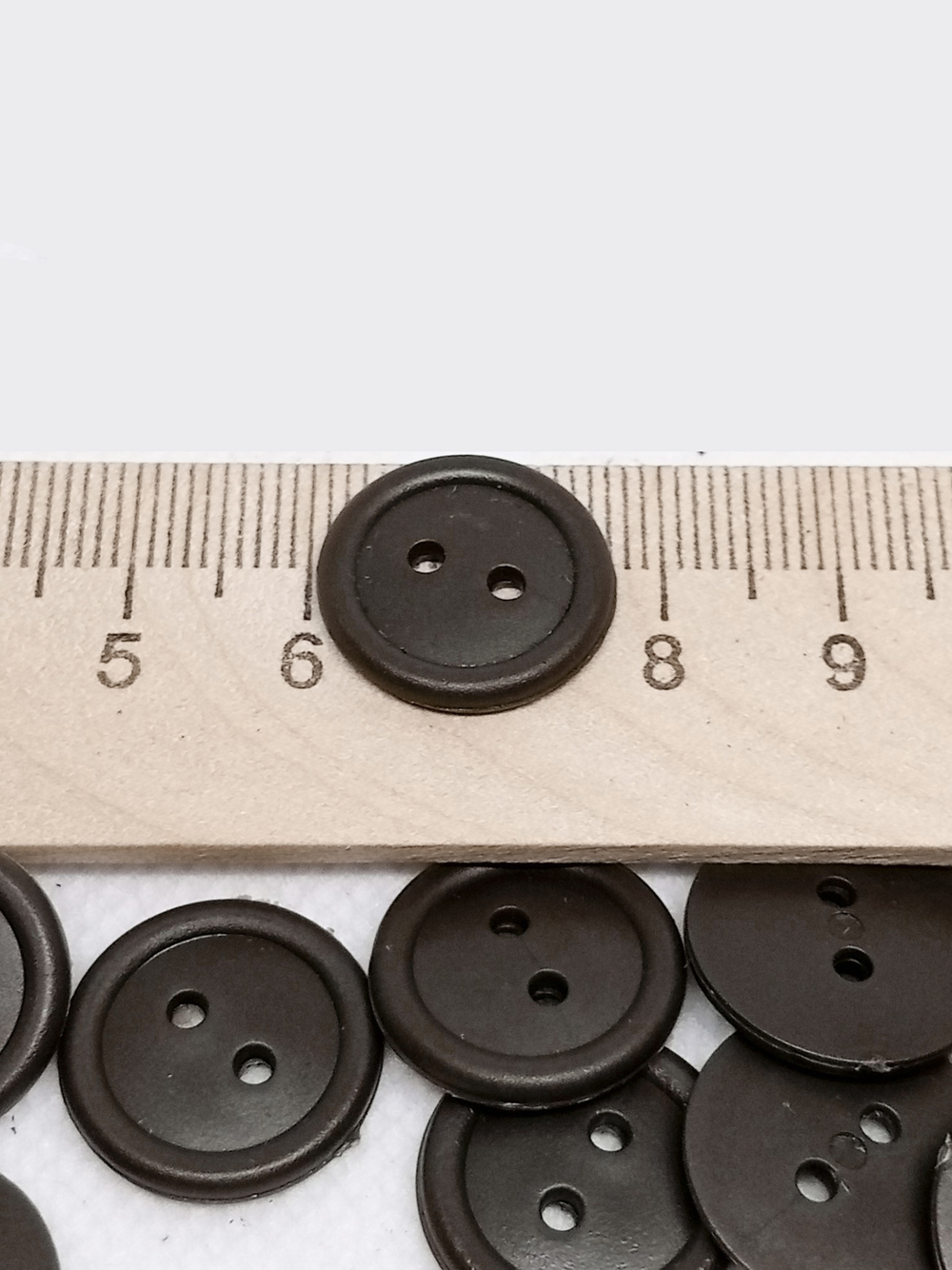 Пуговица 28L (18мм) 2 прокола, пластик, 1 шт