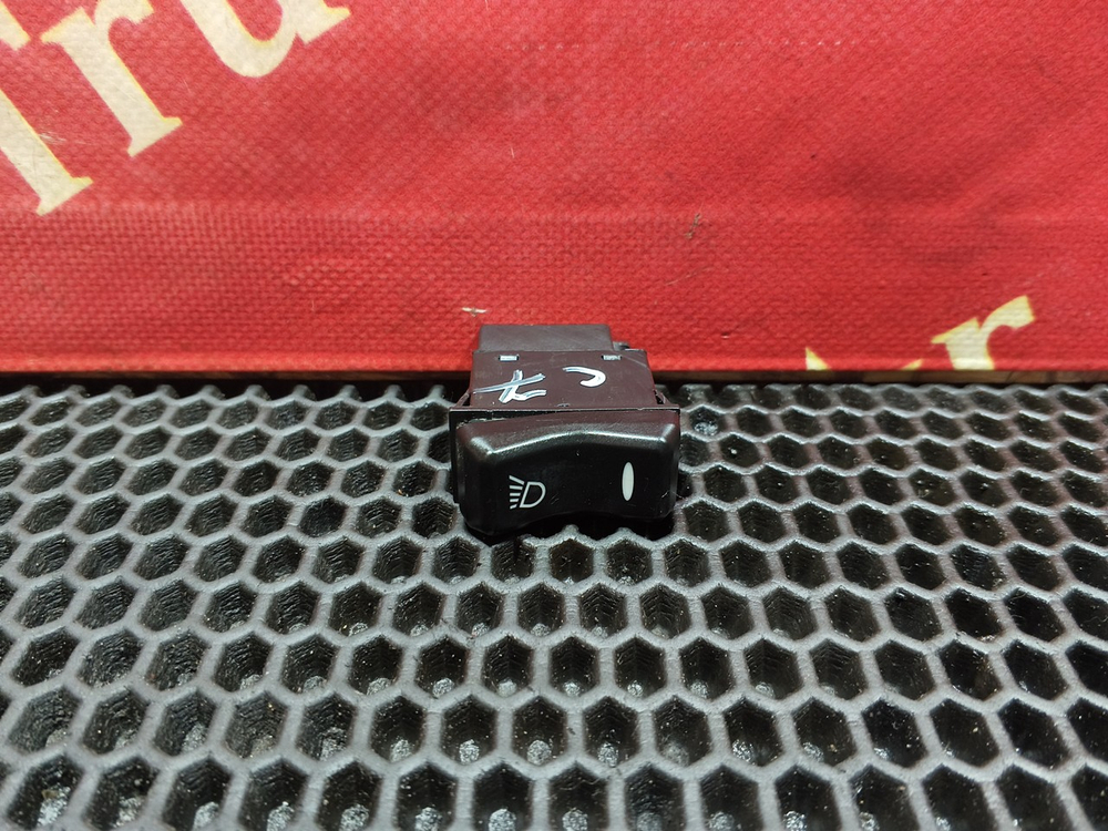 Кнопка света