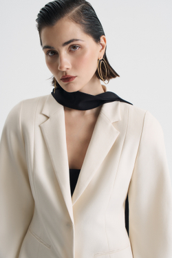 Жакет приталенный