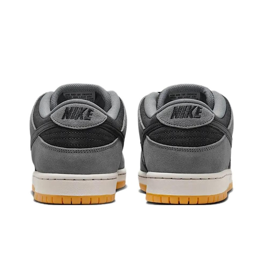 Nike SB Dunk Low 'Dark Smoke Grey'