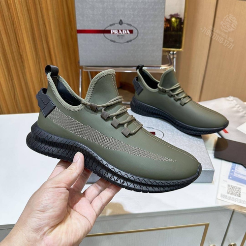 Кроссовки Prada