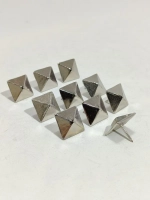 Гвозди мебельные с декоративной шляпкой большие