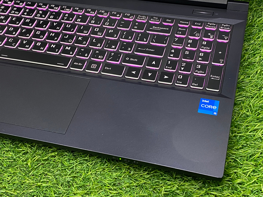 Игровой ThundeRobot 15.6 i5-12450H/RTX 3050 4GB/IPS 144Hz/16GB/512GB/ 911S Core D[JT009K00FRU]/Windows 10