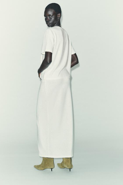 ZARA ТРИКОТАЖНАЯ ЮБКА-МИДИ С РАЗРЕЗОМ, СЛОНОВАЯ КОСТЬ