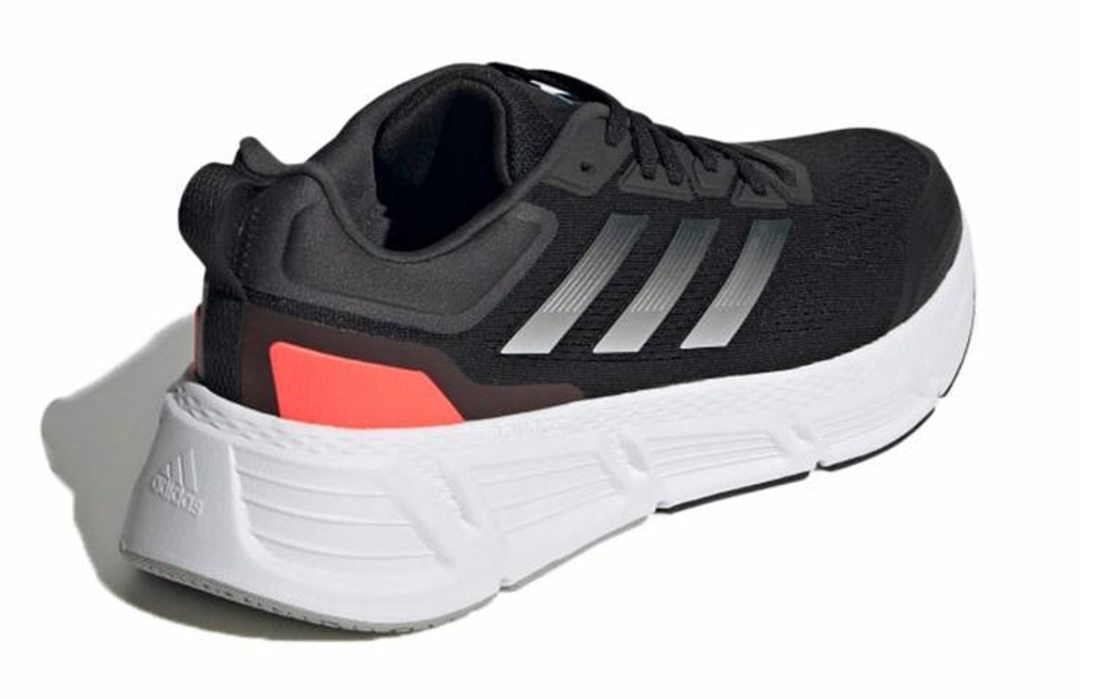 Кроссовки Adidas Questar