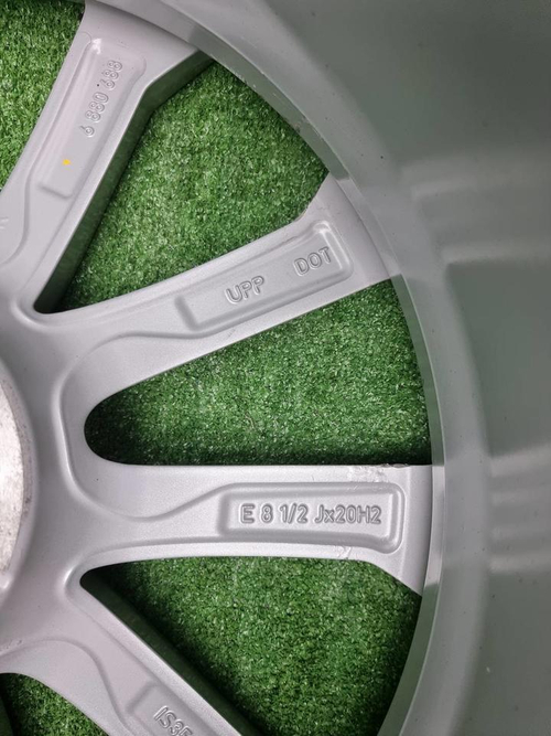 Диск литой R20 BMW X7 G07 (2019-н.в.) 750 стиль