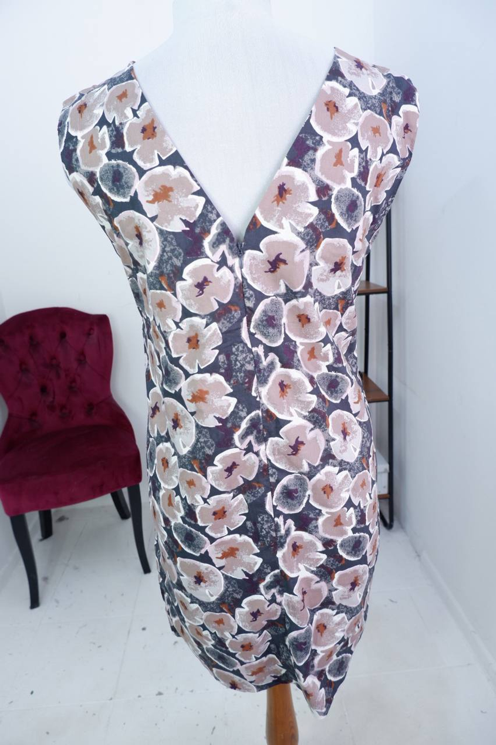 Платье White shop из хлопка симпатичное 46 размер