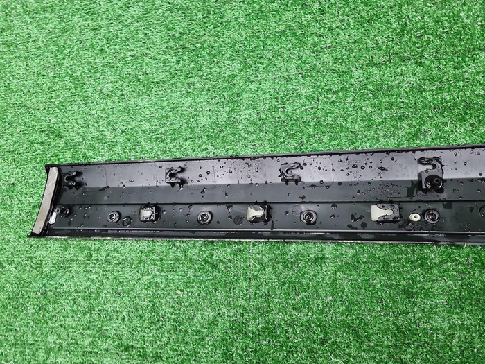 Накладка двери передняя левая Geely Atlas 1 16-22