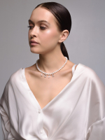 Колье с буквами "Love" из жемчуга Silver