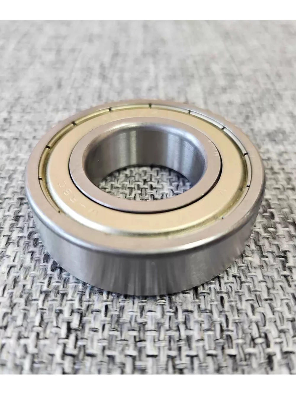 Подшипник 6206-2Z, 30х62х16 мм для стиральной, сушильной машины Whirlpool 6206-2Z (не поставляется) C90000010