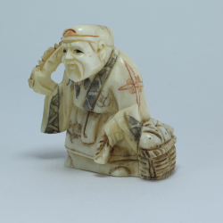 Эксклюзивная нэцкэ Дзюродзин с волшебным музыкальным инструментом и корзиной