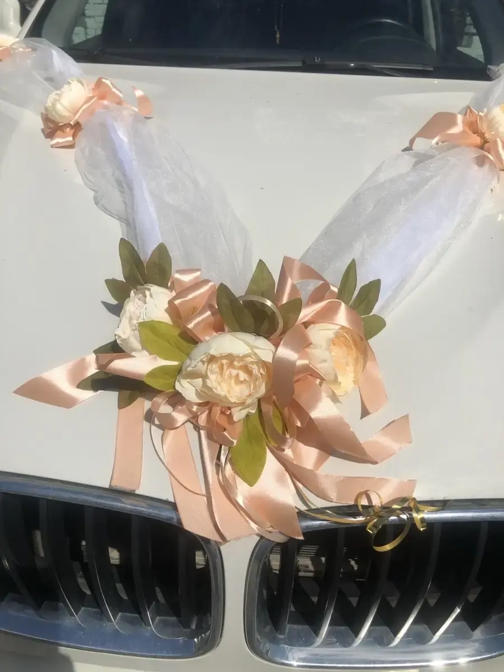 лента на автомобиль