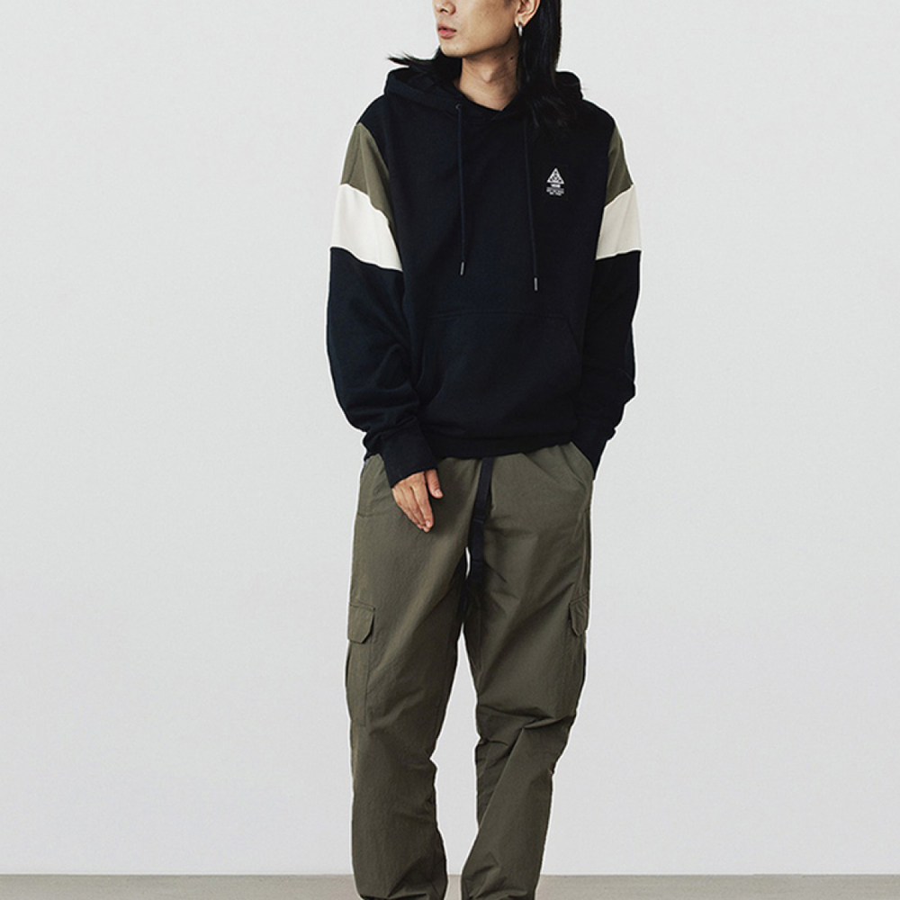 Толстовка Vans, VN0A4USIBLK