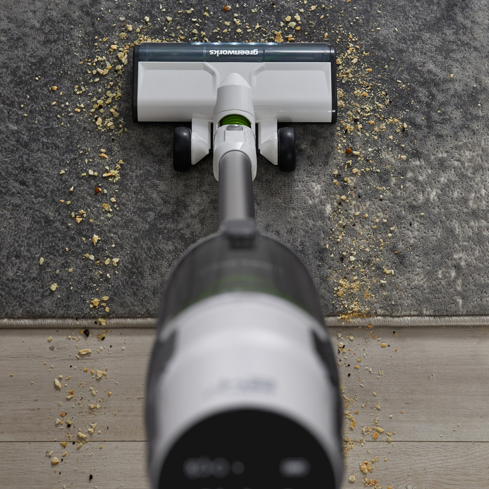 Пылесос вертикальный акк. Greenworks SV24360, 24V, б/щет, 250 Вт, 17 кПа, электрощетка, 2 насадки, LED, белый+серебро, 1х4Ач и ЗУ (4702107UB)