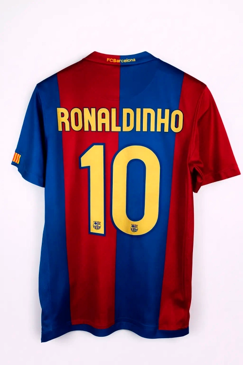 Футболка футбольная Барселона Роналдиньо 10