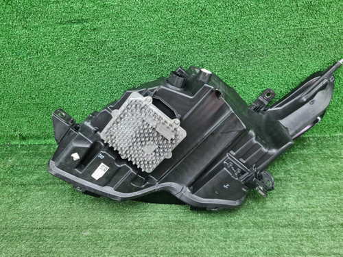Фара правая RR Vogue 4 L405 (2017-2022) Pixel LED