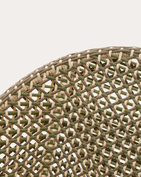 Кресло Olbia с высокой спинкой из искусственного ротанга и массива тика