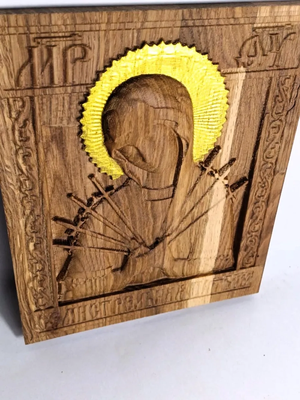 Освященная Икона Семистрельной Богородицы из дуба