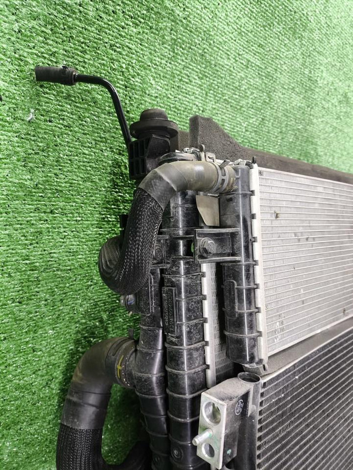 Кассета радиаторов Changan Uni-K (2020-н.в.)