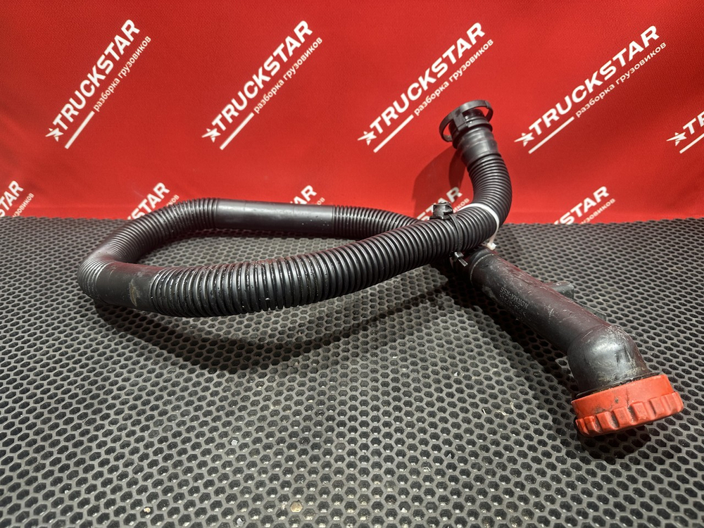 Горловина маслозаливная