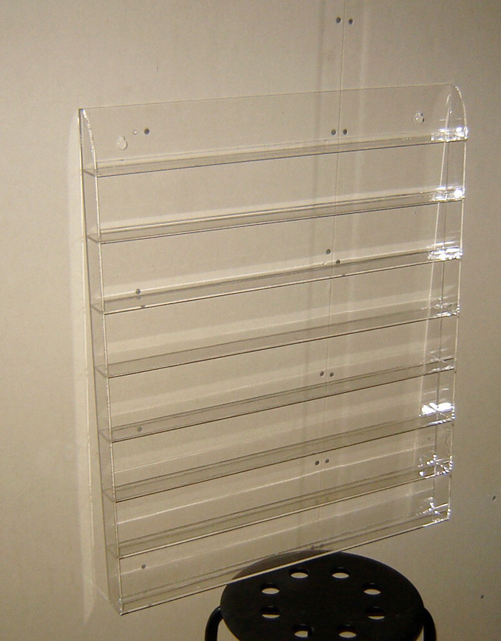 Стенд под лаки 620х45х748 мм восьмиярусный