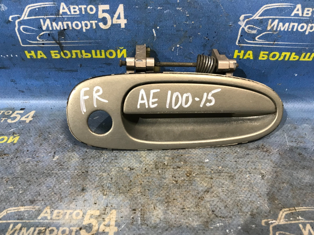Ручка двери передней правой внешняя TOYOTA SPRINTER 1992