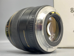 Canon 85mm 1.8 USM внутри пыль