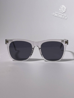 Солнцезащитные очки Tom Ford