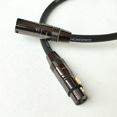 DAXX R390 Балансный 1XLR-1XLR кабель (папа-мама) из посеребренной монокристаллической меди. High Grade D=9mm (1шт.)