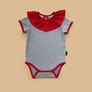 Боди в рубчик с оборкой