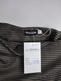 Платье Magda лаконичное 42 размер, новое