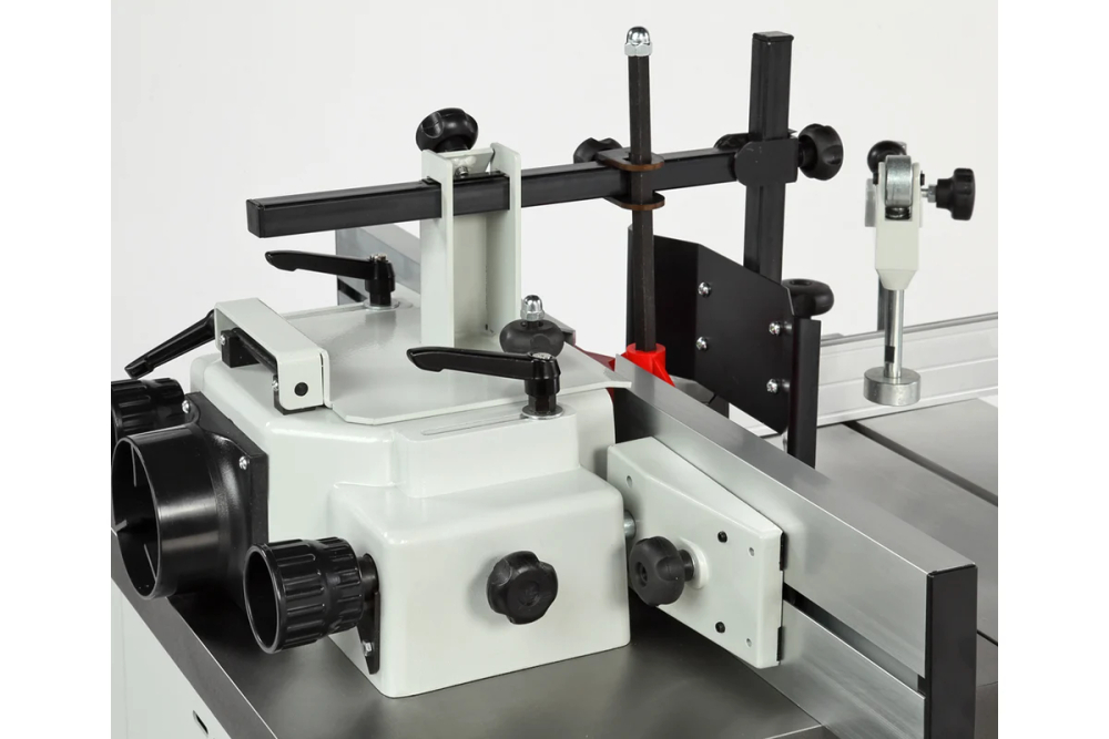 Станок фрезерный с подвижным столом БЕЛМАШ MM1500ST1000/400