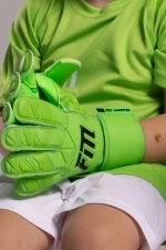 Вратарские перчатки Football Masters Invictus X Junior - зеленый