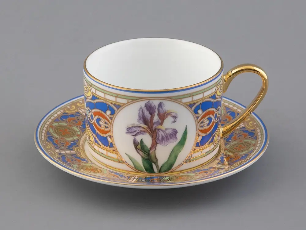 Подарочный набор чашка с блюдцем 250 мл, форма Соло, рисунок Нежный Ирис, арт. 81.32657.00.1